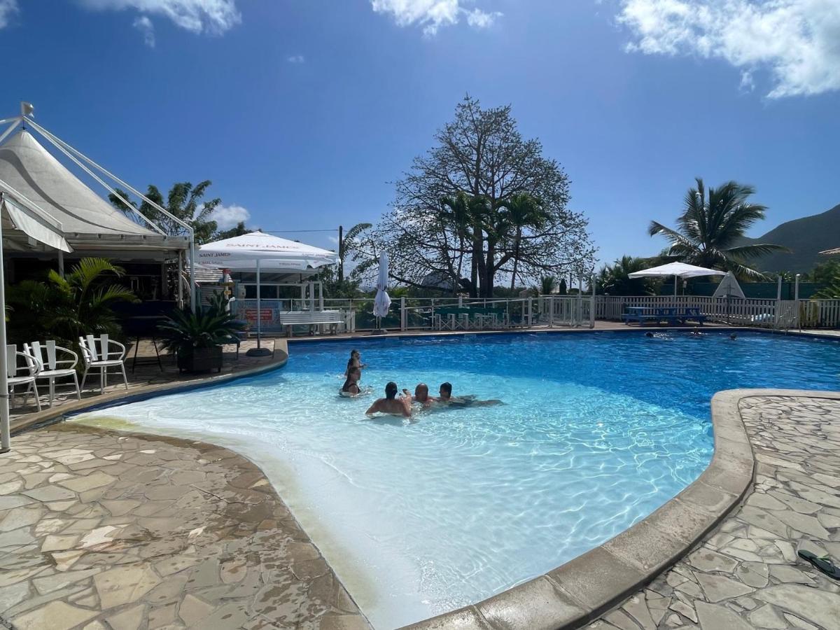 Studio Spacieux Vue Mer Au Diamant Avec Piscine Le Diamant Exterior foto